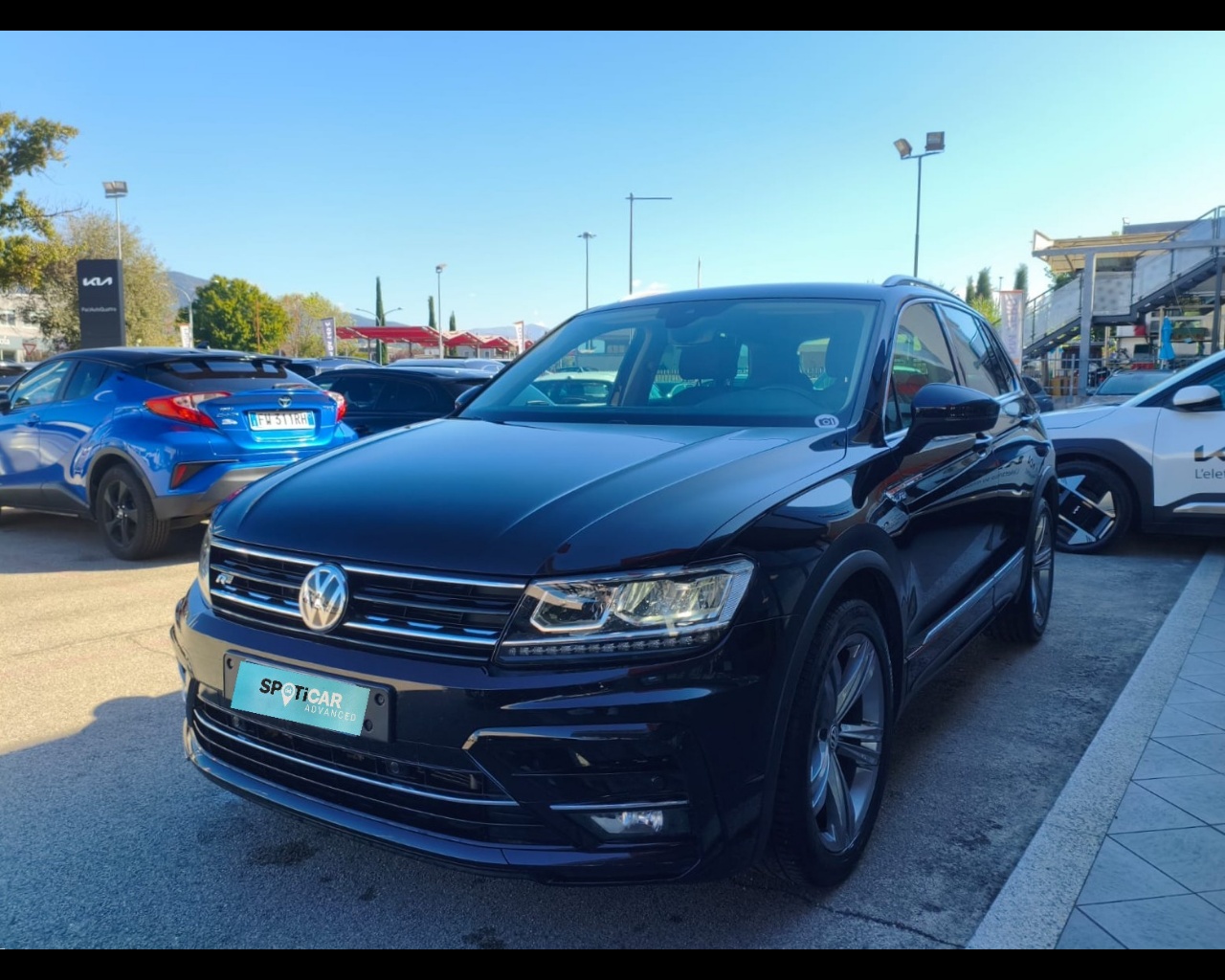 VOLKSWAGEN Tiguan 1.5 tsi Sport 150cv dsg Usata