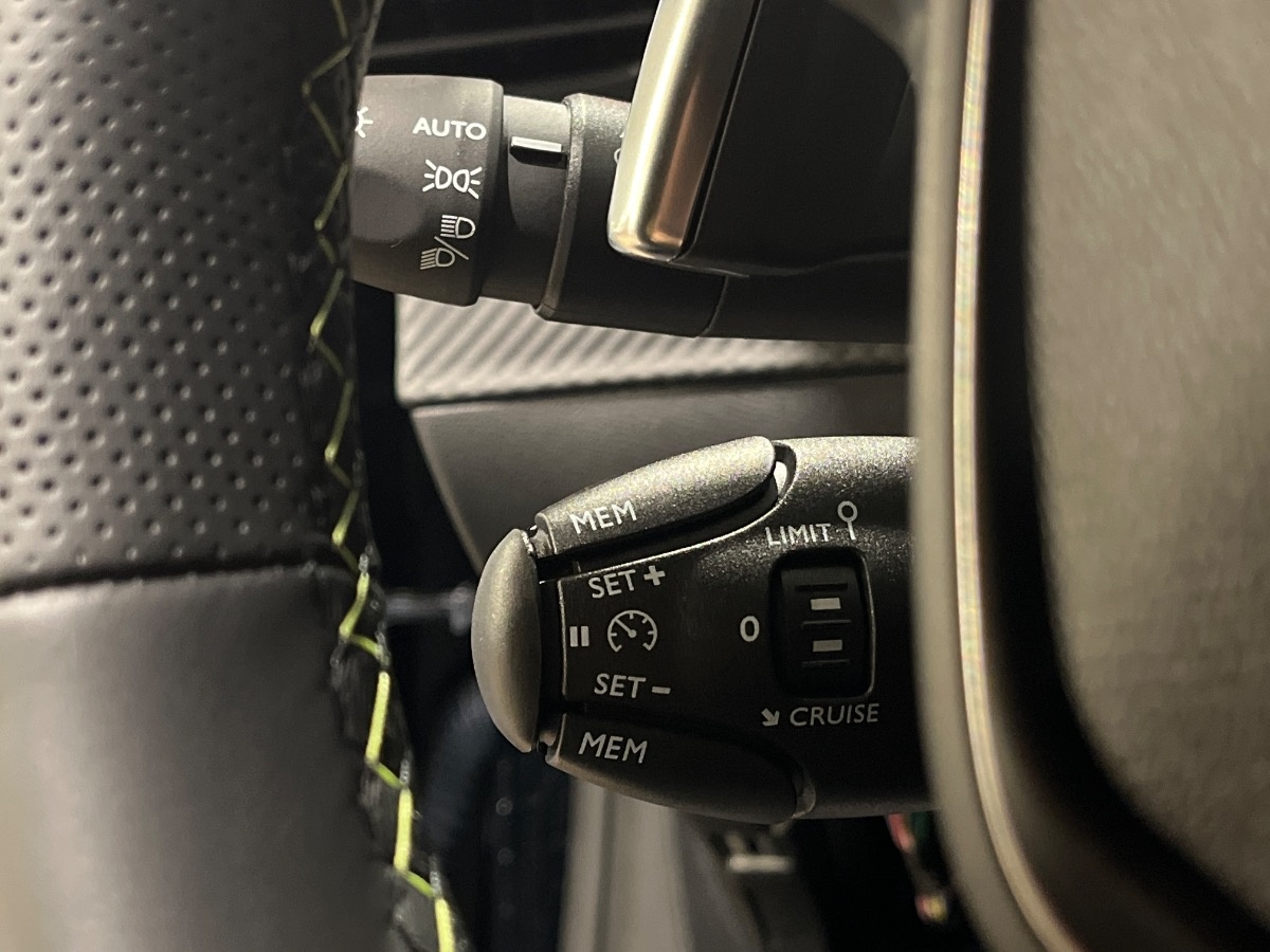 Peugeot 208 Nuovo Ibrido benzina 208 Verona
