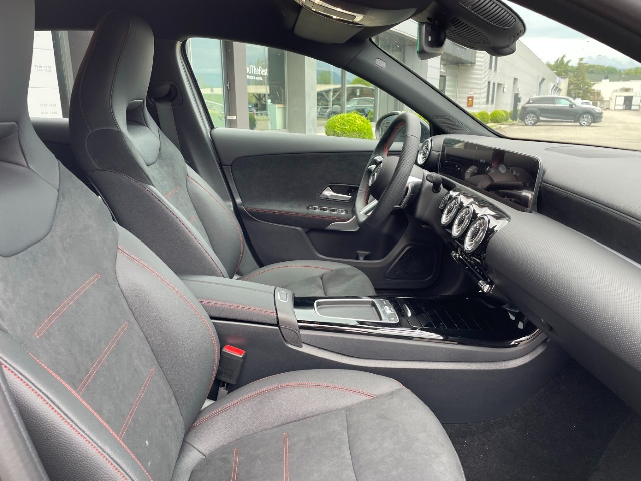 Mercedes Classe A Classe A 180 d Automatic AMG Line ADVANCED PLUS - 11