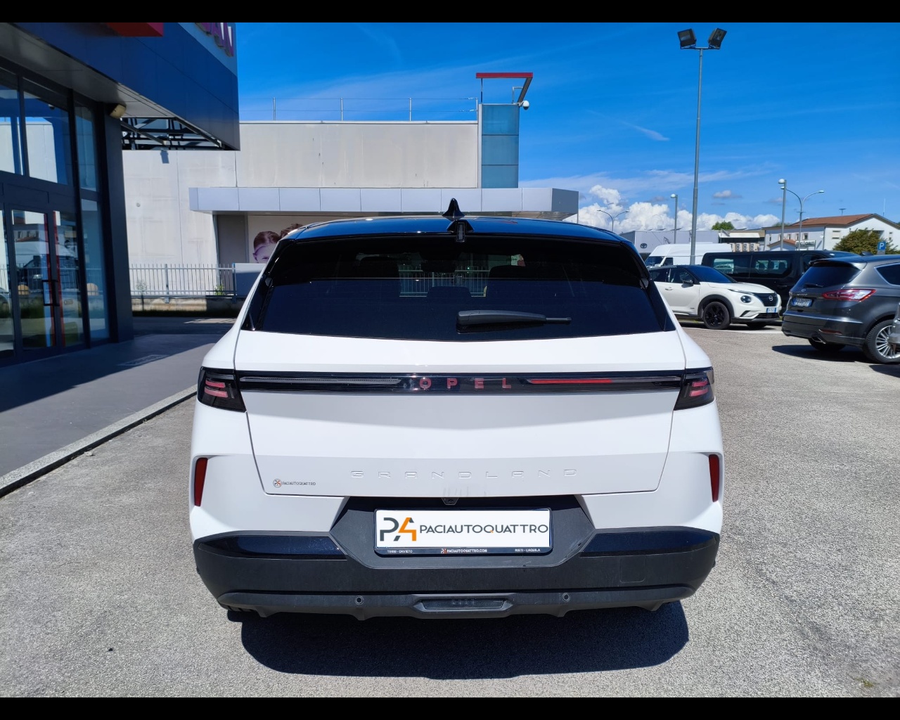 Foto OPEL Grandland 1.2 hybrid GS 145cv e-dcs6