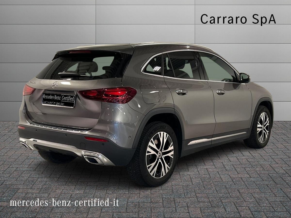Mercedes  GLA 250 e Plug-In-Hybrid Progressive Advanced Plus 8G-DCT - 2