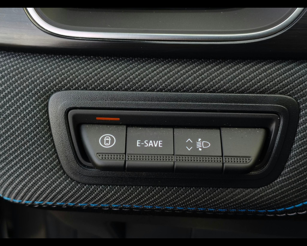 Foto RENAULT Captur 1.8 full hybrid E-Tech Esprit Alpine 160cv auto
