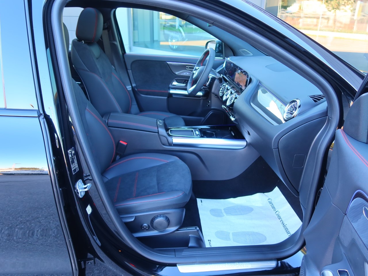 Mercedes GLA GLA 200 d Automatic EXCLUSIVE PREMIUM - 8