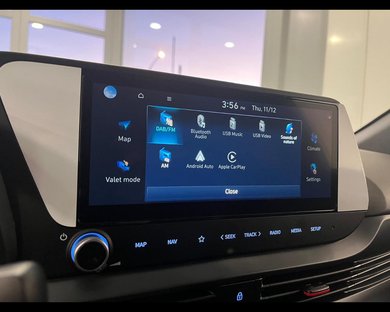 Foto HYUNDAI I20 PE MY25 1.0T DCT NLINE CARBON