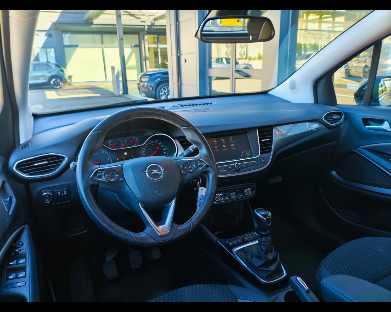 Foto OPEL Crossland X 1.5 ecotec Innovation s&s 102 cv mt