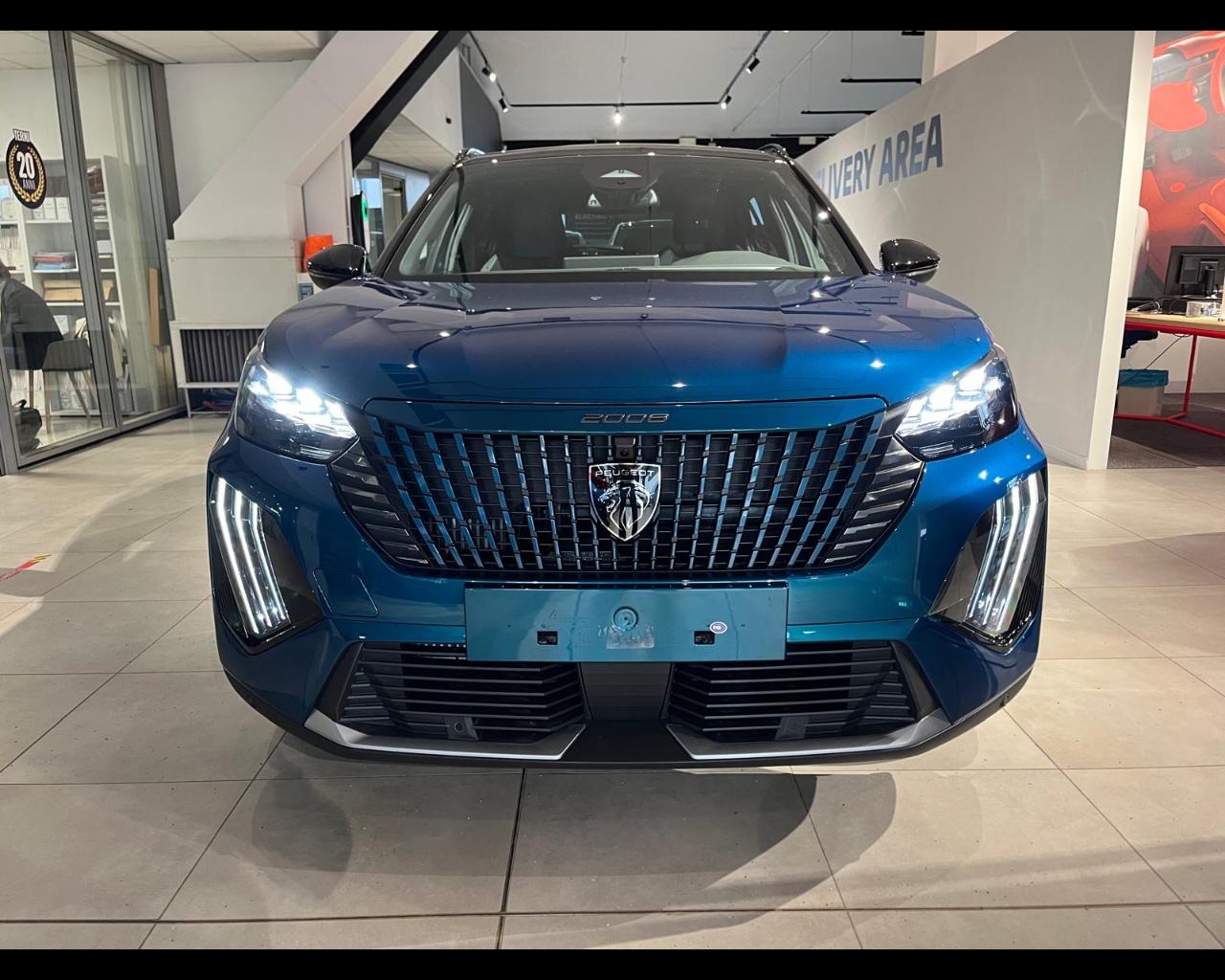 Foto PEUGEOT 2008 1.2 hybrid GT 136cv e-dcs6