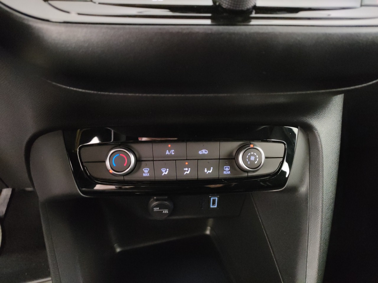 Opel Corsa Nuovo benzina Corsa Porto Mantovano