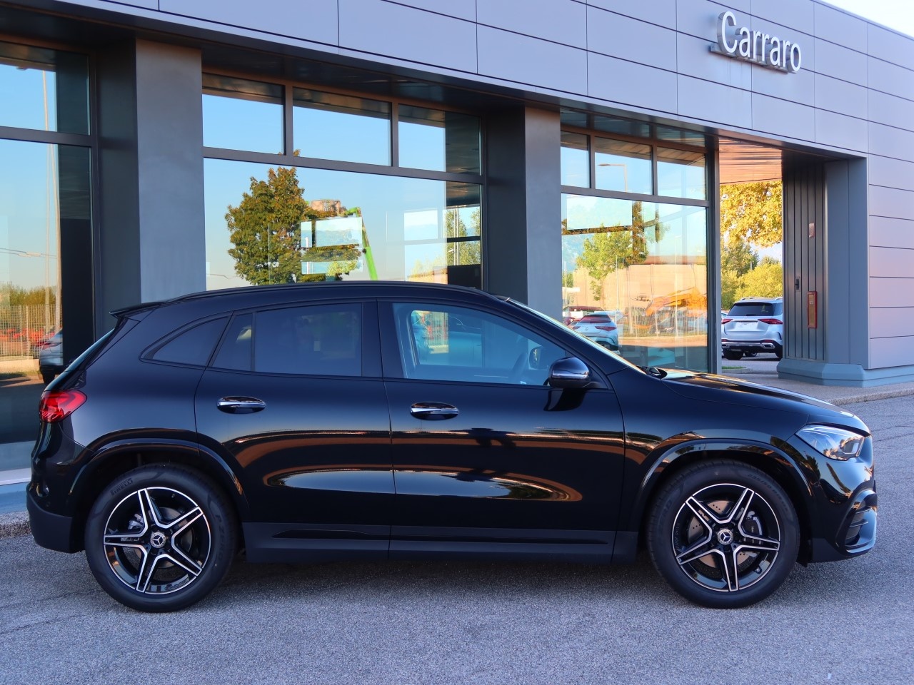 Mercedes GLA GLA 200 d 4Matic Automatic AMG Line ADVANCED PLUS - 6