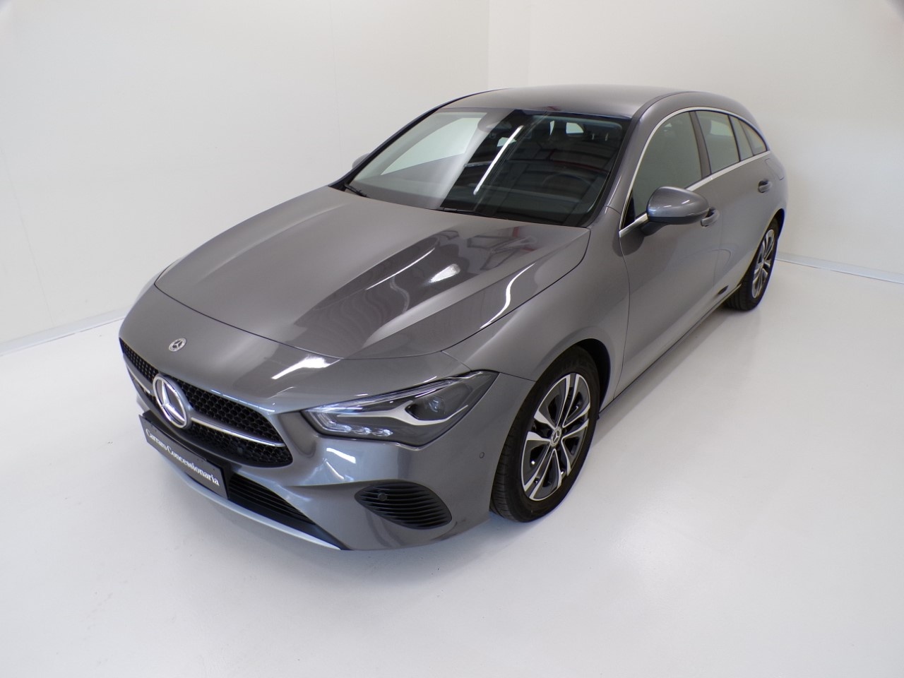 Mercedes  CLA Shooting Brake 180 D Advanced 8G-DCT