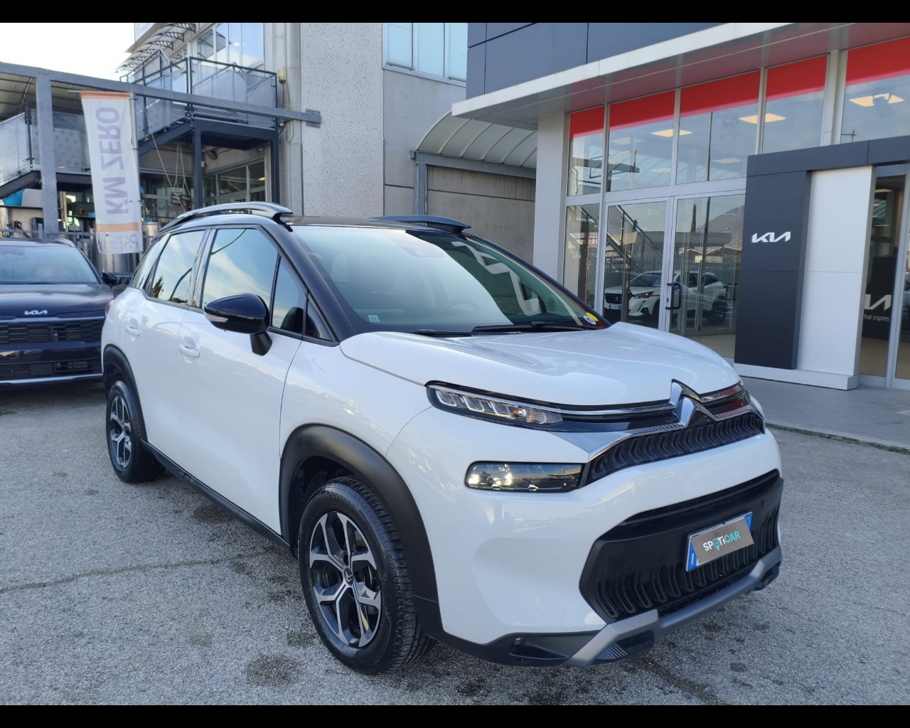 Foto CITROEN C3 Aircross 1.2 puretech Shine s&s 110cv