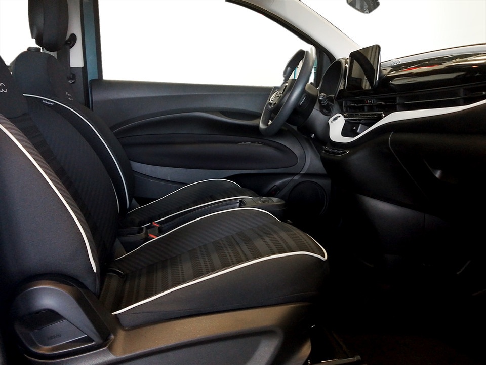 FIAT 500 500e 42 kWh Passion Elettrica usato - 13