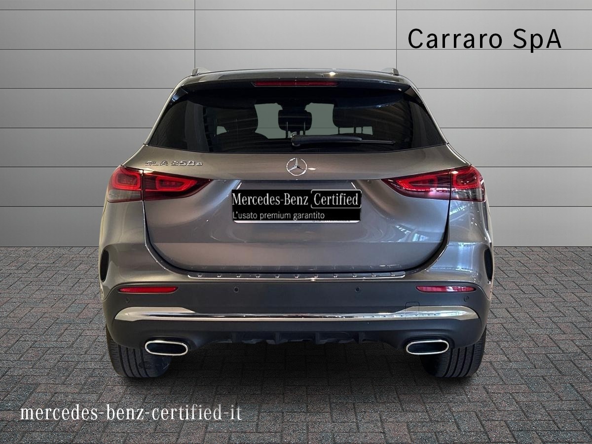 Mercedes GLA GLA 250 e Plug in hybrid (e EQ-POWER) Premium Speedshift DCT AMG 8G - 4