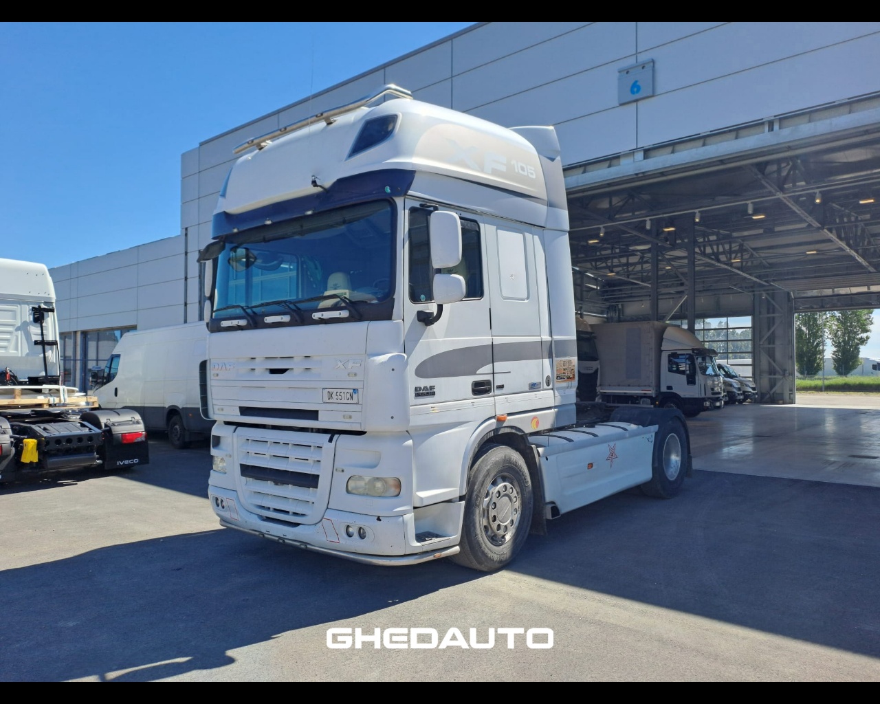 DAF DAF FT XF 105 TRATTORE Diesel usato