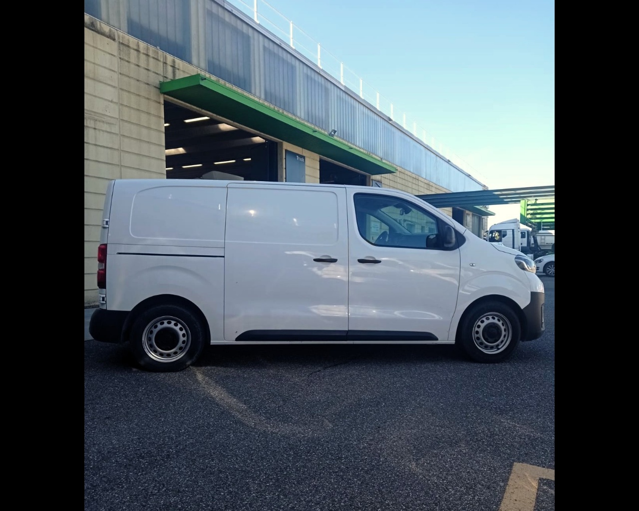 TOYOTA PROACE