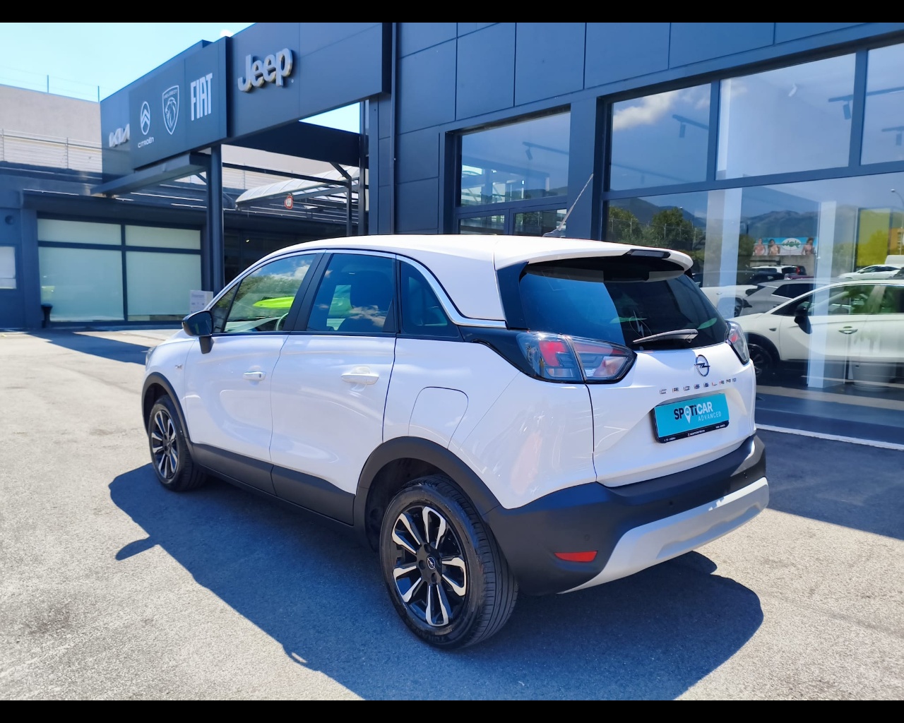 Foto OPEL Crossland 1.2 Elegance s&s 110cv