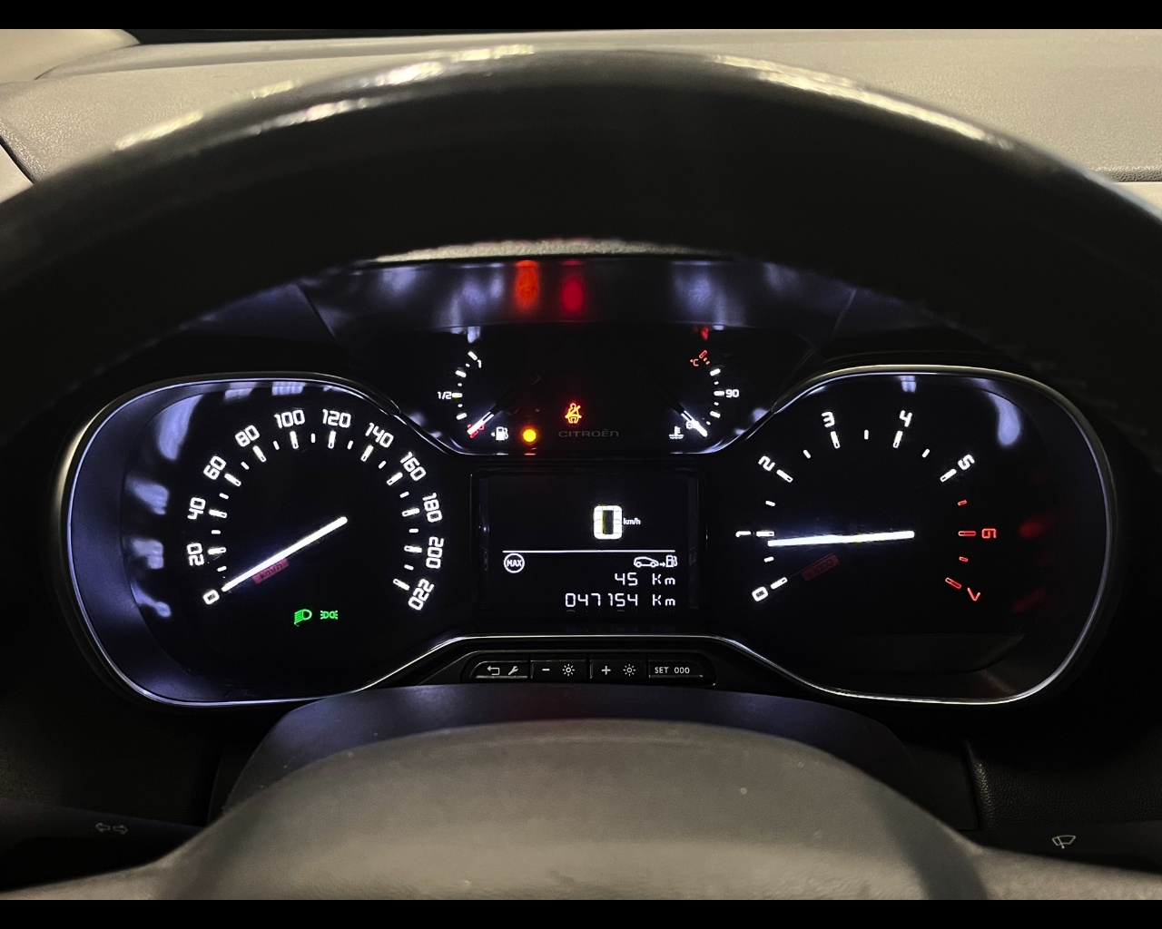 Foto CITROEN C3 Aircross 1.5 bluehdi Shine s&s 110cv