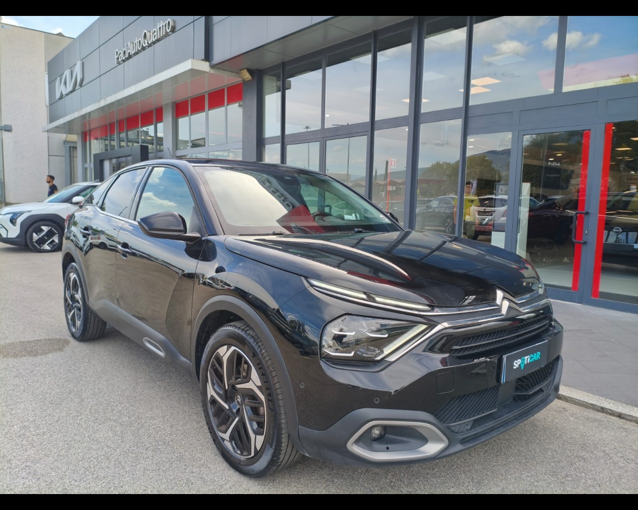 Foto CITROEN C4 1.2 puretech Shine s&s 130cv
