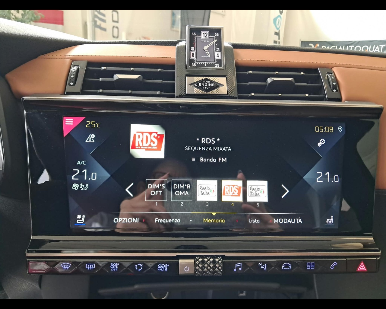 Foto DS DS7 Crossback 1.5 bluehdi Grand Chic 130cv auto