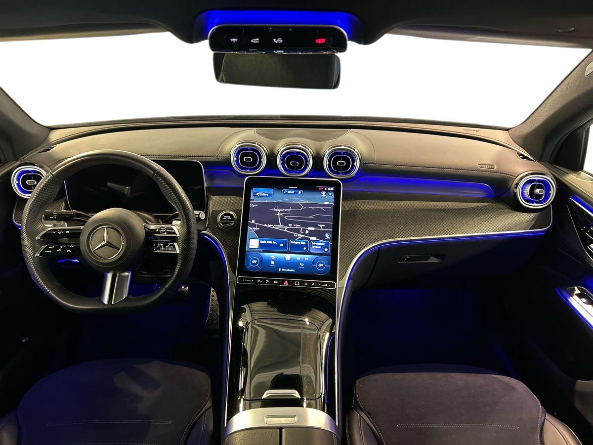 Mercedes GLC Coupé GLC 300 de 4Matic Plug-in hybrid Coupe AMG Line PREMIUM - 9