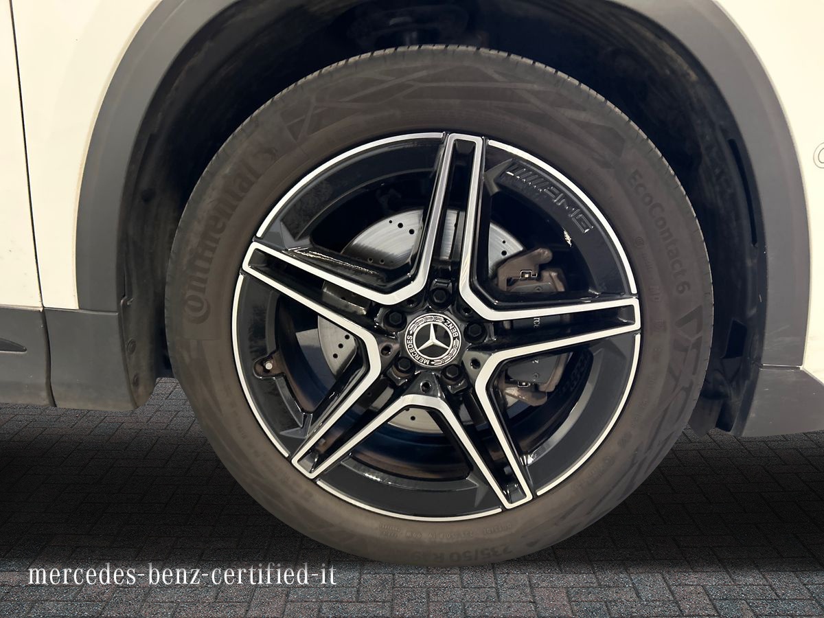 Mercedes GLA GLA 180 D Premium 8G-DCT - 17
