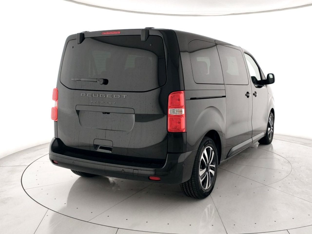 Peugeot Traveller Nuovo diesel Traveller Porto Mantovano