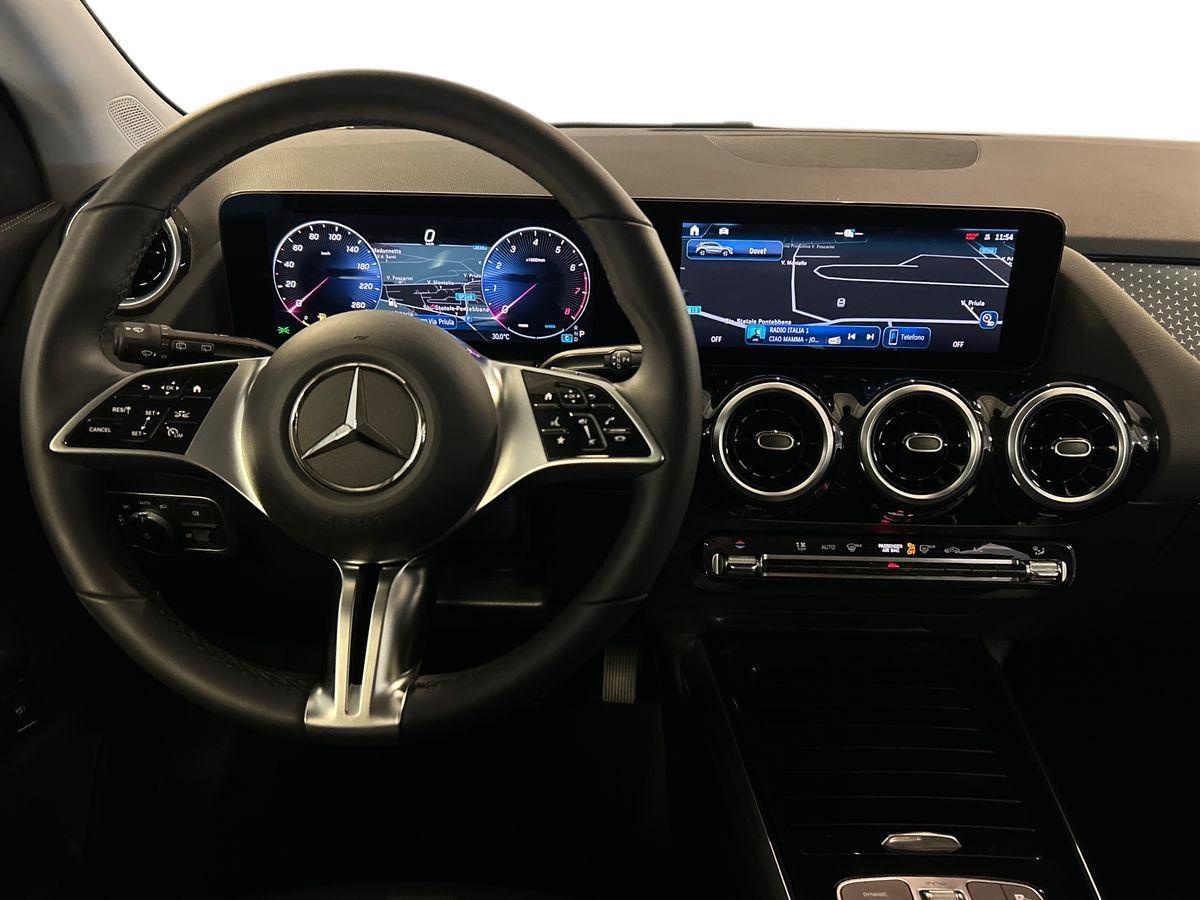 Mercedes  GLA 180 Progressive Advanced 7G-DCT - 11