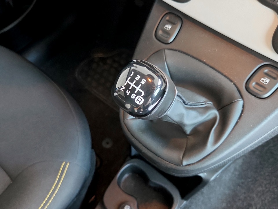 FIAT Panda Pandina 1.0 firefly hybrid s&s 70cv Ibrida usato - 15