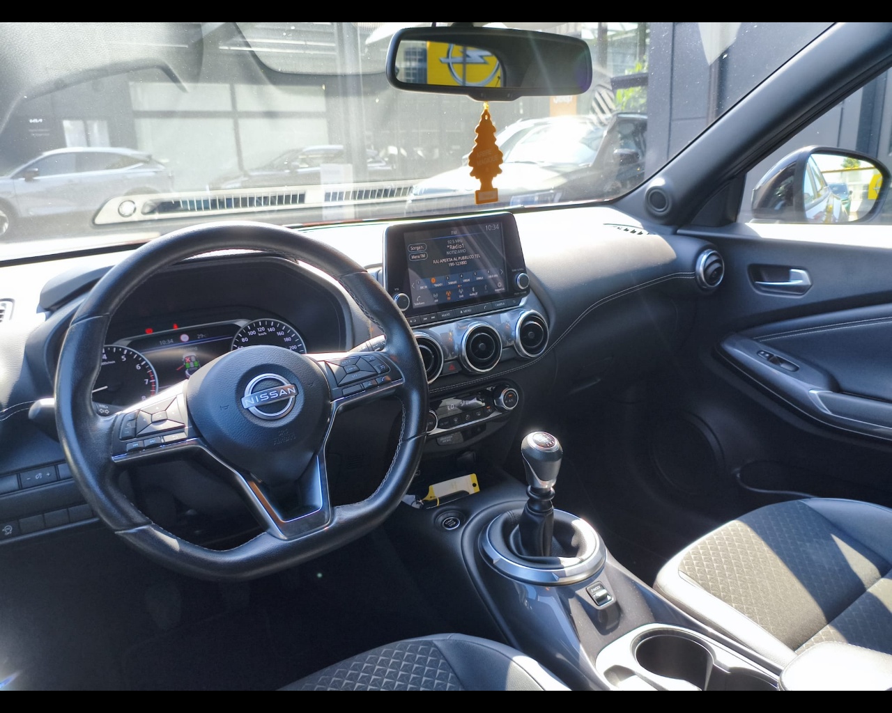 Foto NISSAN Juke 1.0 dig-t N-Connecta 114cv
