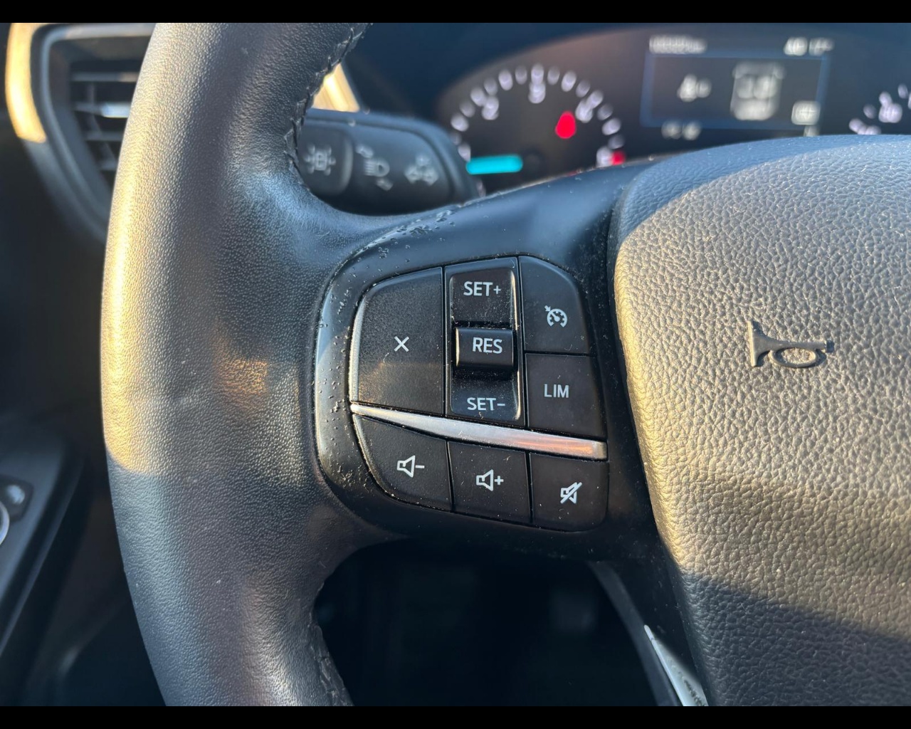 Foto FORD Kuga 1.5 ecoblue Titanium 2wd 120cv