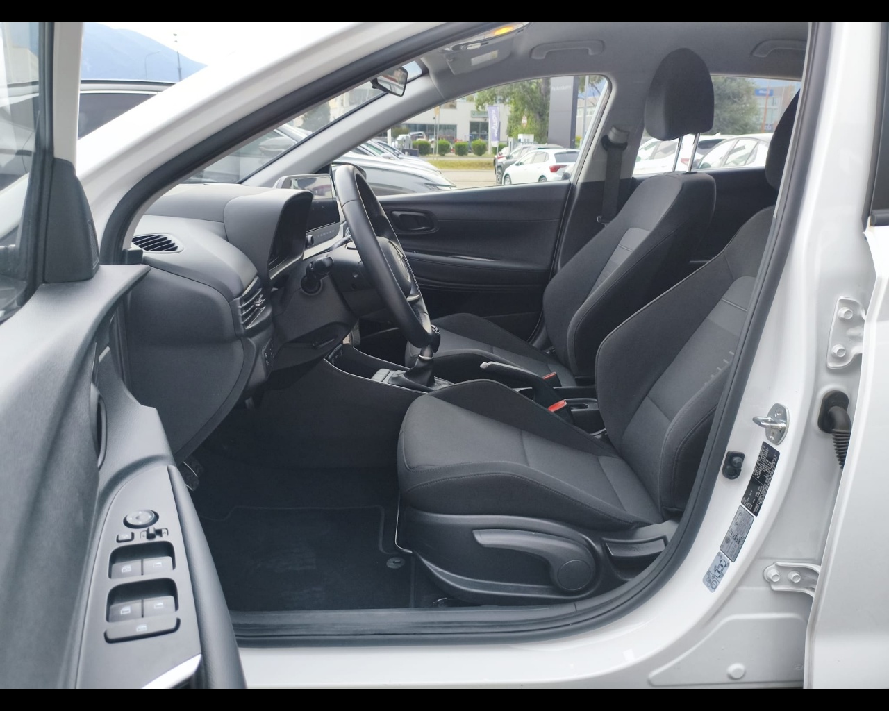 Foto HYUNDAI BAYON PE 1.0T XLINE