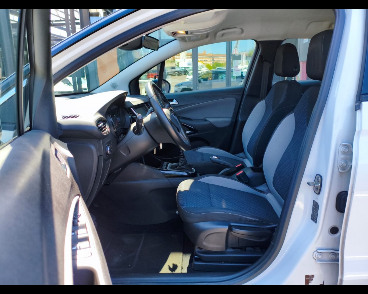 Foto OPEL Crossland X 1.5 ecotec Design Line s&s 102cv