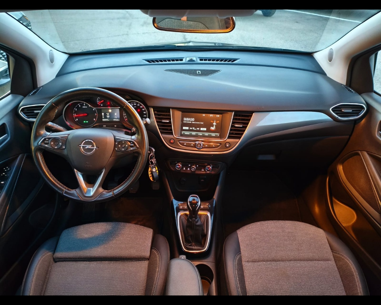 Foto OPEL Crossland 1.2 Elegance s&s 83cv