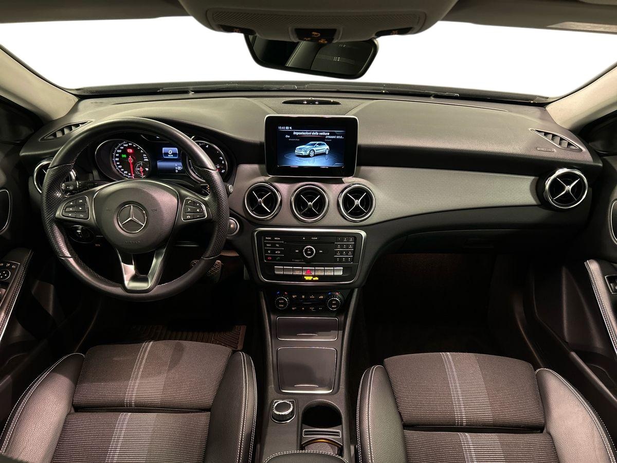 Mercedes GLA GLA 200 D Sport 7G-DCT - 9