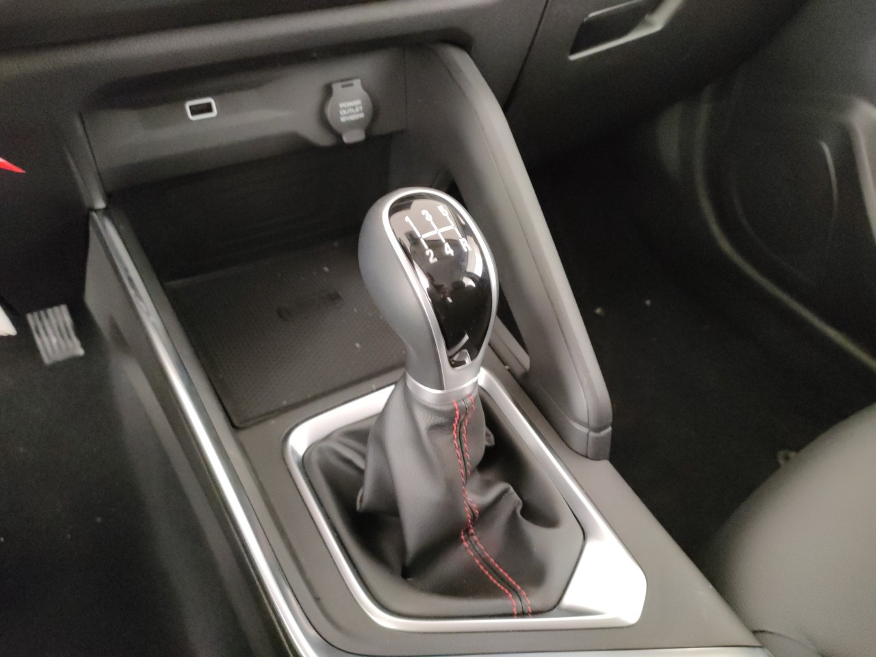 Emc Quattro Nuovo Benzina Quattro Porto Mantovano