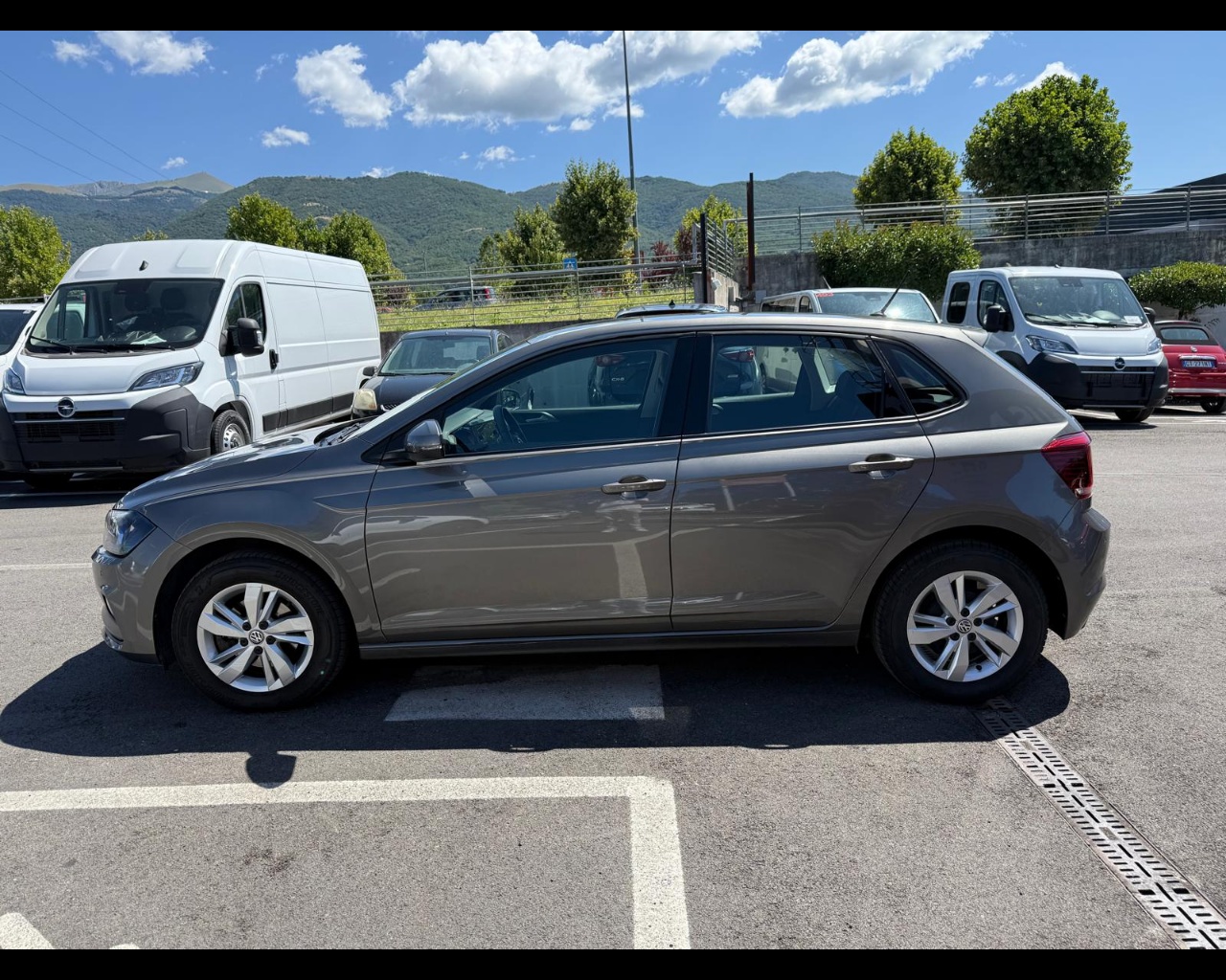 Foto VOLKSWAGEN Polo 5p 1.6 tdi Comfortline 80cv