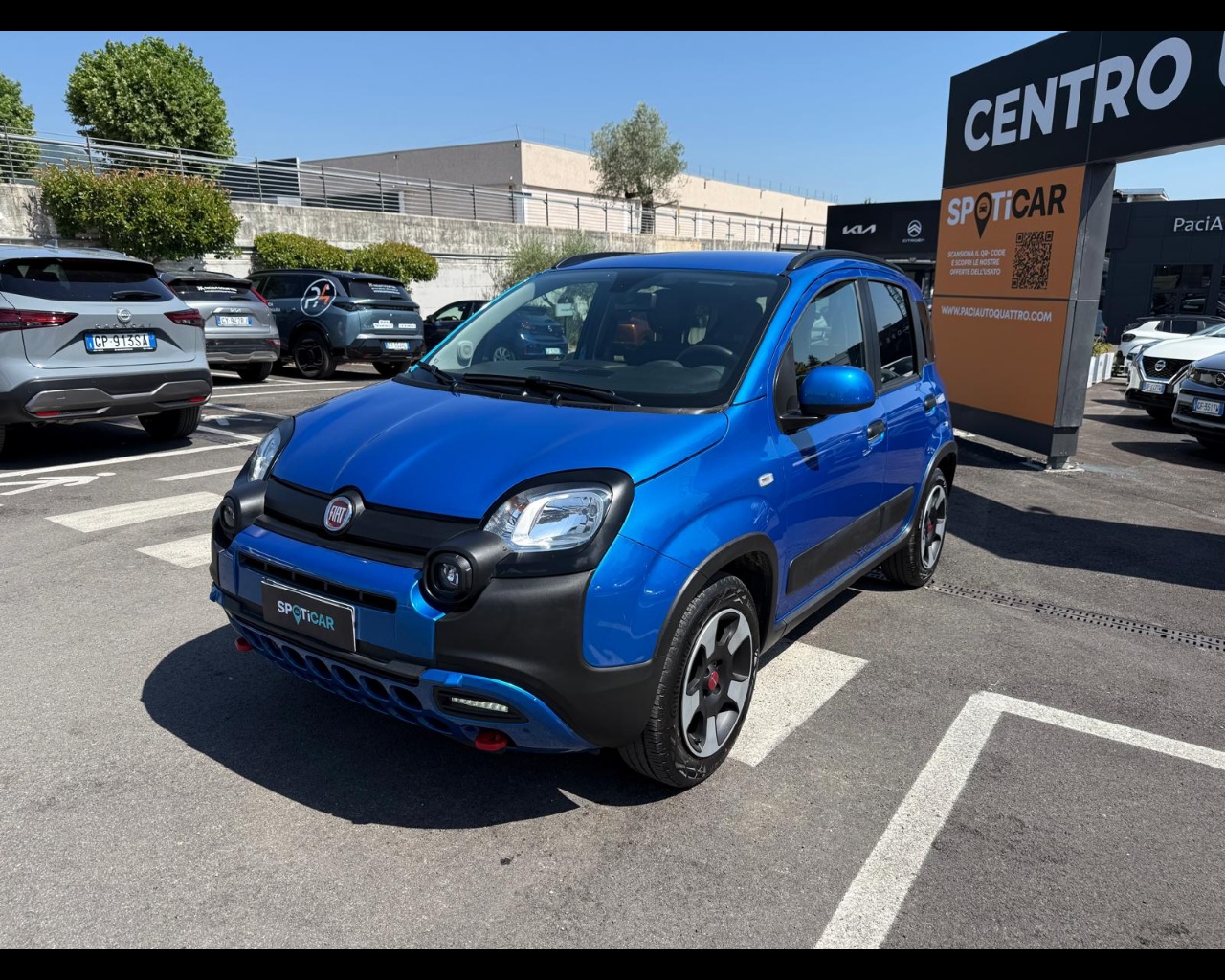 FIAT Panda 1.0 firefly hybrid Cross s&s 70cv 5p.ti Usata