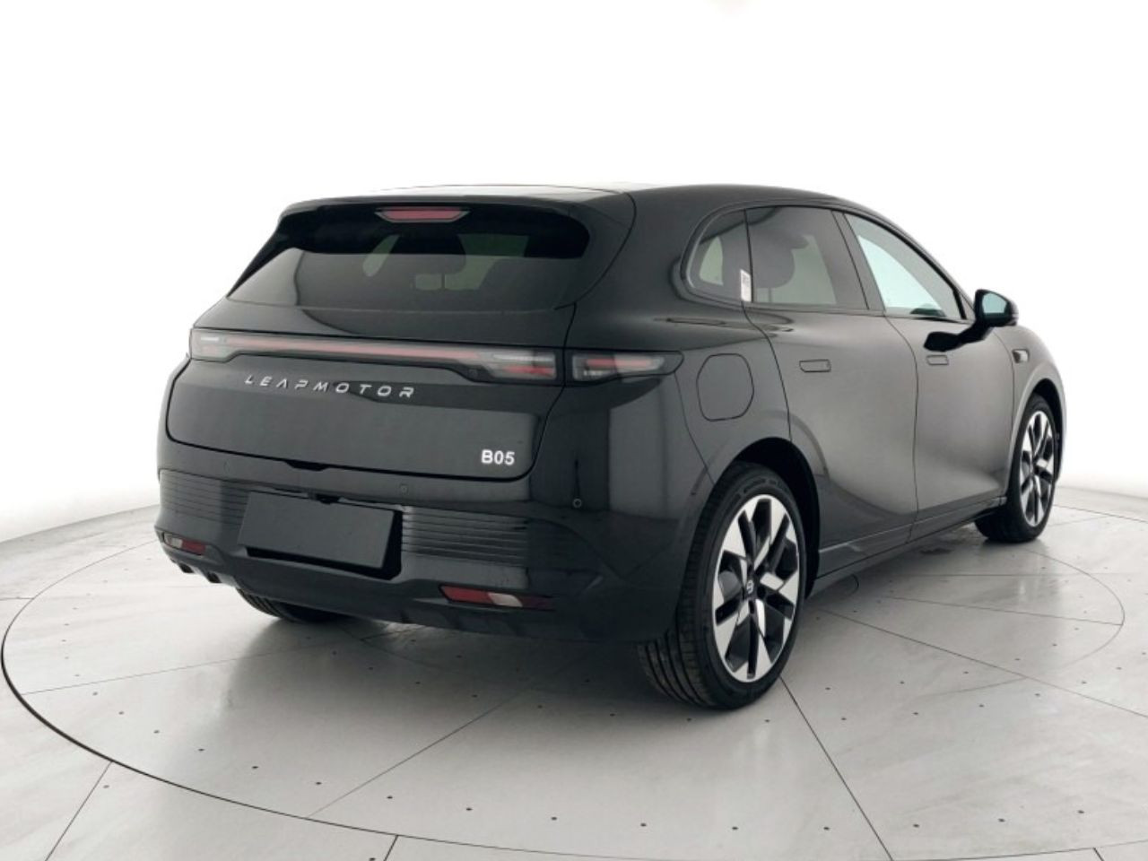 Leapmotor B05 Nuovo Elettrico B05 Porto Mantovano