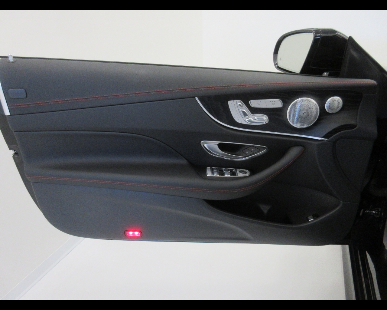 Mercedes Classe E Cabrio Classe E Cabrio 53 Mild hybrid (EQ-BOOST) AMG 4Matic 9G-Tronic Plus - 11