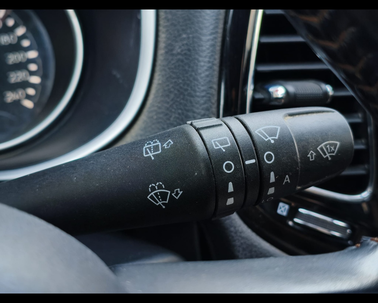 Foto JEEP Compass 1.6 mjt Limited 2wd 120cv 