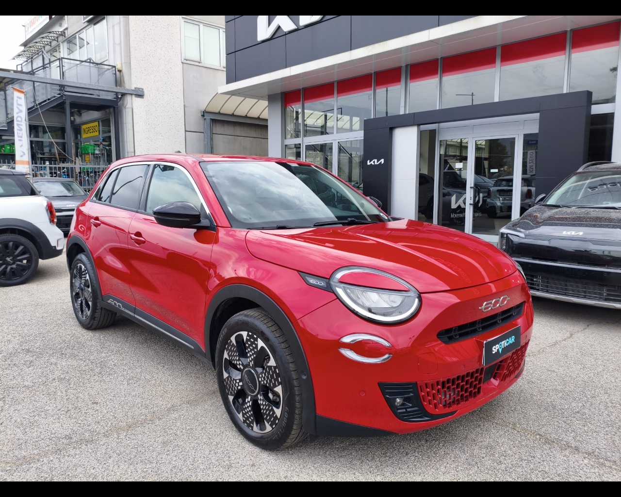 Foto FIAT 600 1.2 hybrid La Prima 110cv auto