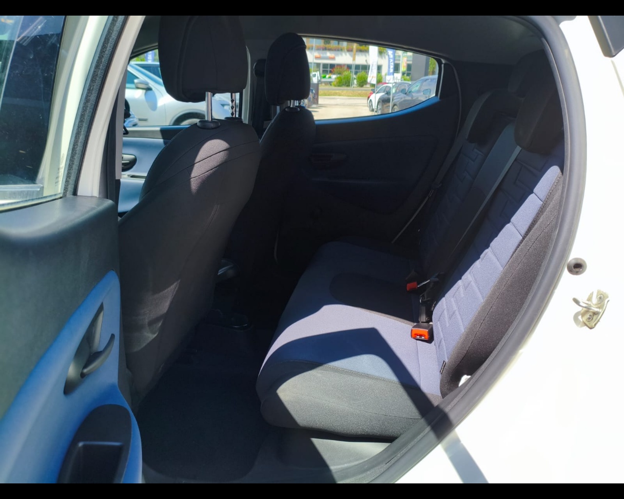Foto LANCIA Ypsilon 1.0 firefly hybrid Platino s&s 70cv