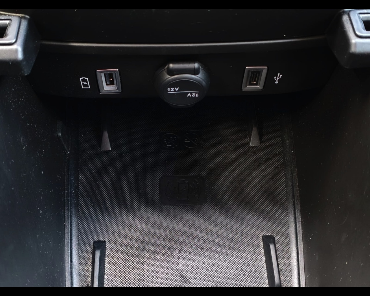 Foto FIAT 600 1.2 hybrid La Prima 110cv auto