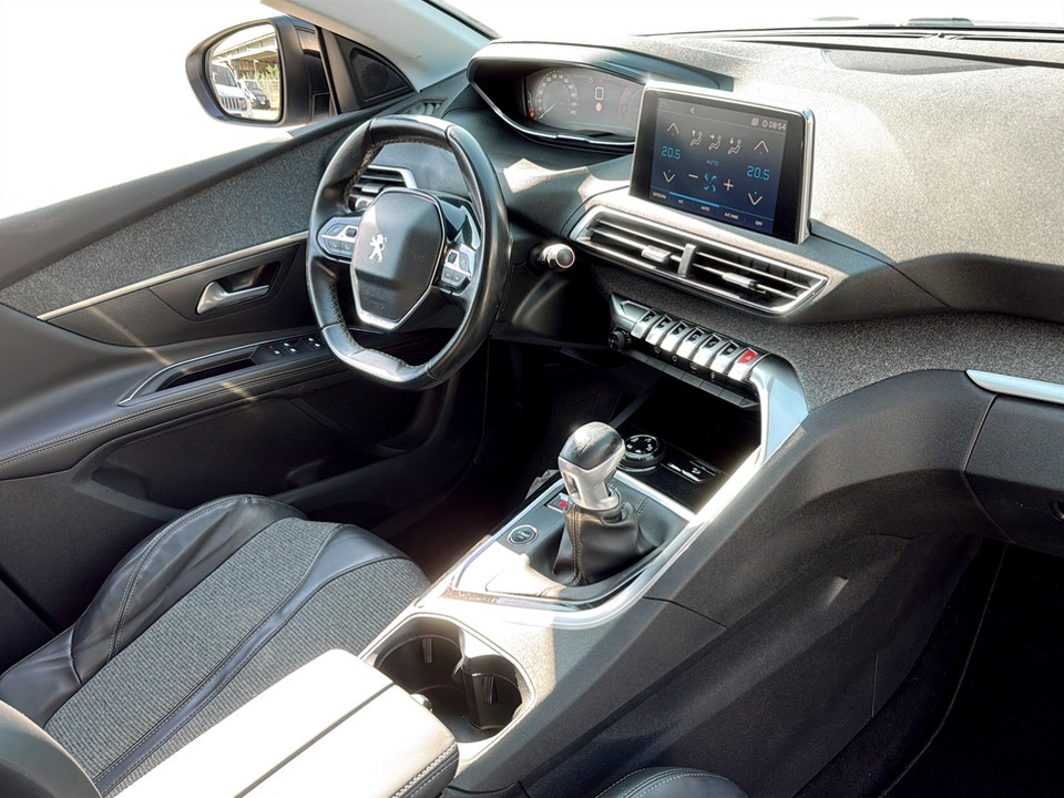 PEUGEOT 5008 1.6 bluehdi Allure s&s 120cv 7p.ti Diesel usato - 12