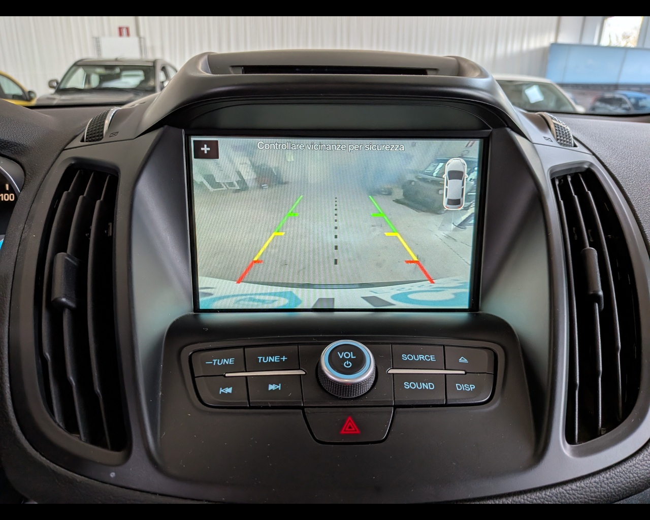 Foto FORD Kuga 1.5 tdci Titanium s&s 2wd 120cv