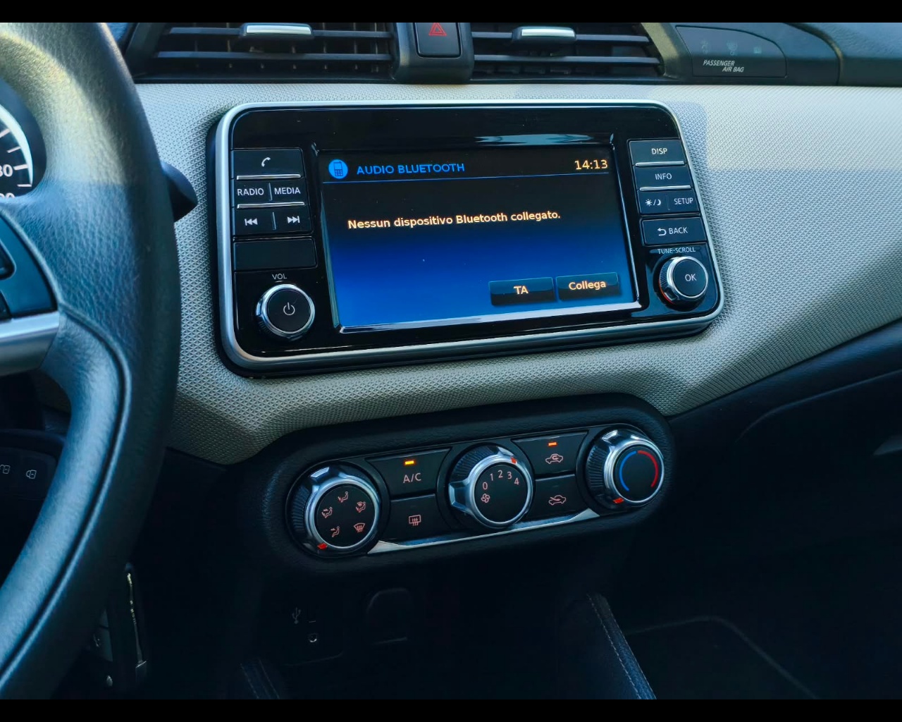 Foto NISSAN Micra 1.5 dci N-Connecta 90cv