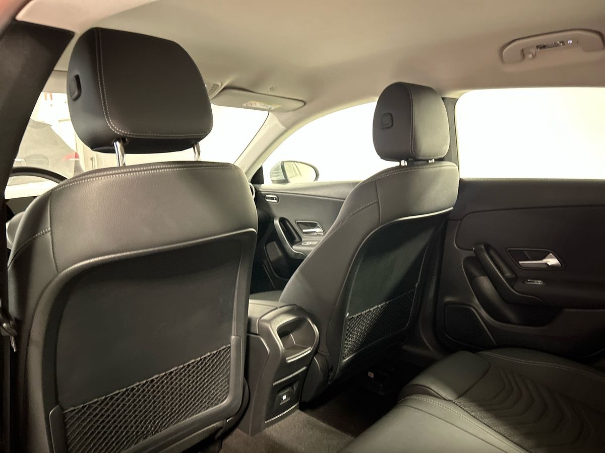 Mercedes  CLA Shooting Brake 180 D Advanced 8G-DCT - 18