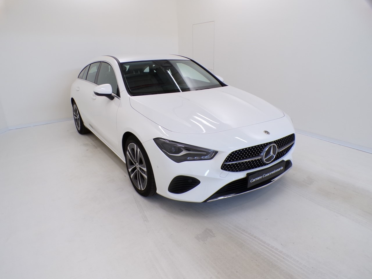 Mercedes CLA Shooting Brake 180 D Progressive Advanced 8G-DCT - 3