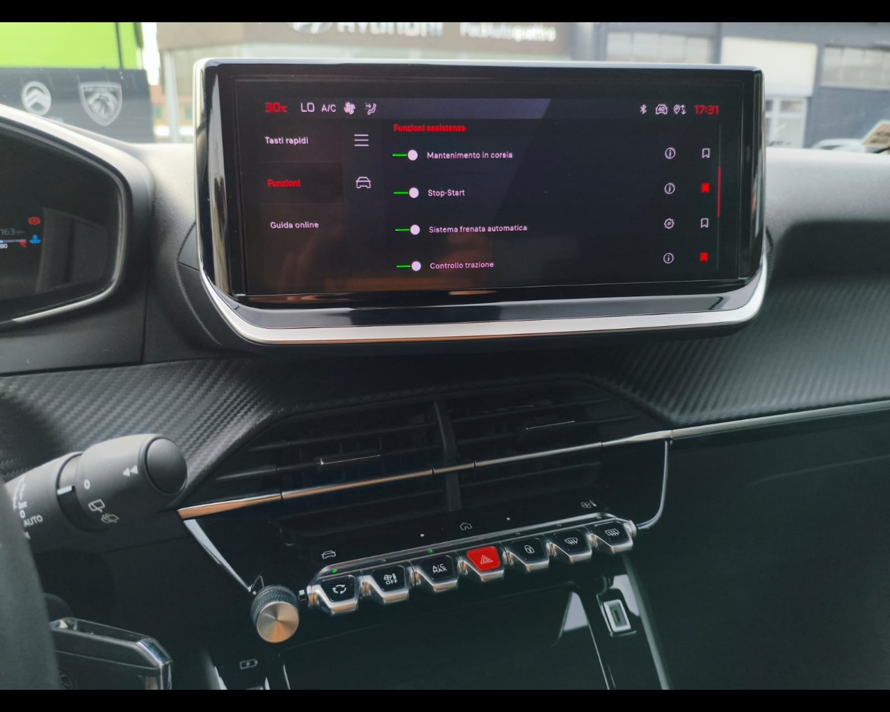 Foto PEUGEOT 2008 1.5 bluehdi Allure s&s 130cv eat8