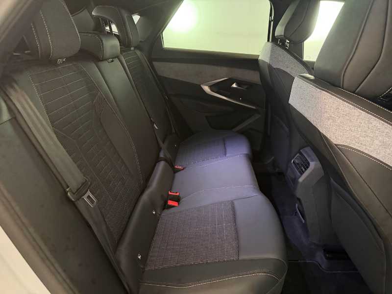 Nuovo 3008 Allure - Hybrid 136 E-dcs6