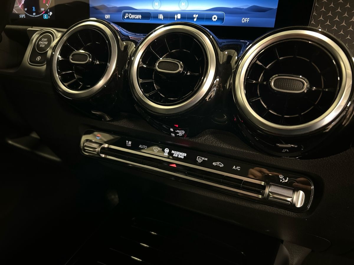 Mercedes  GLB 180 D Progressive Advanced 8G-DCT - 14